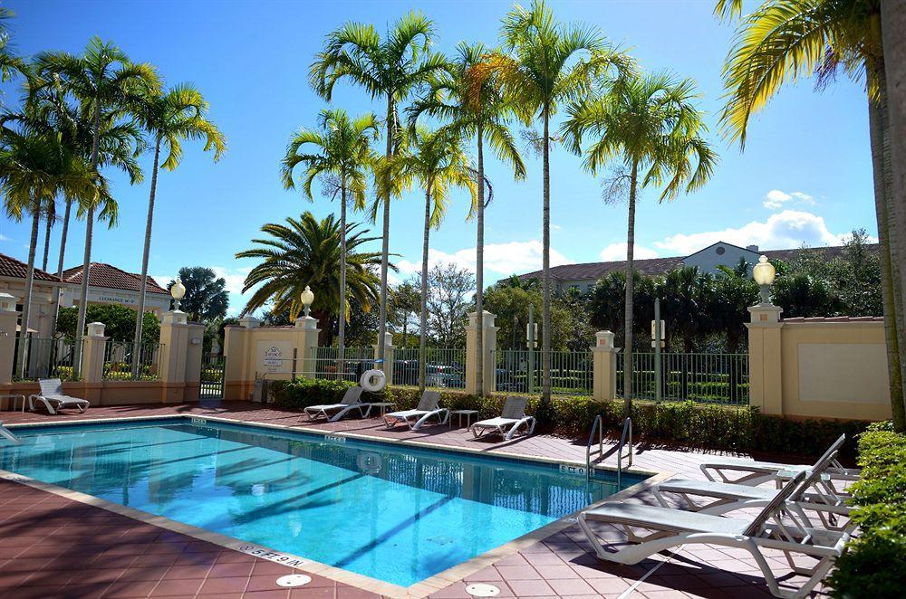Hilton Garden Inn Ft. Lauderdale Sw/Мирамар Екстериор снимка